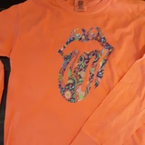 Graphic Tshirt Unisex  Comfort colors Longsleeve